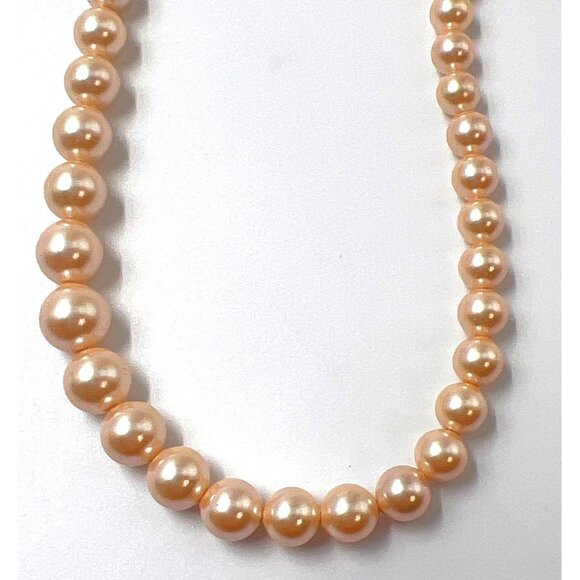 Glass Graduated Pink Pearlized Necklace Lobster Clasp - Picture 3 of 4